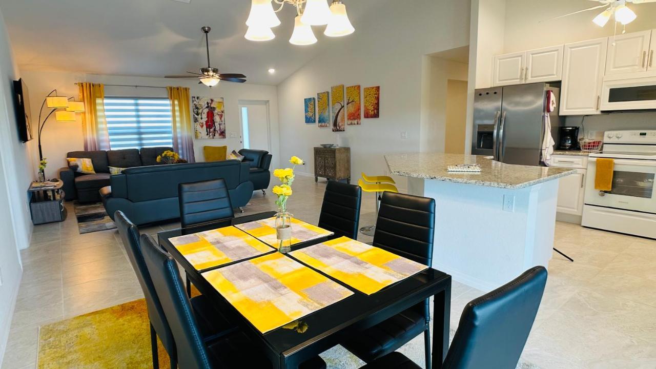 The Salt Life Get Away - Cape Coral, Florida Villa Kültér fotó